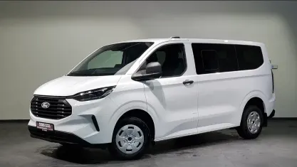 Gebraucht Ford Transit Custom Trend 136 PS (100 kW) 2025 Weiß, frozen white Limousine