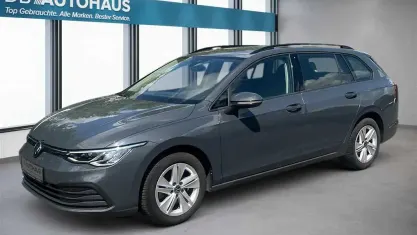 Gebraucht VW Golf VIII Life 110 PS (80 kW) 2024 Grau Kombi