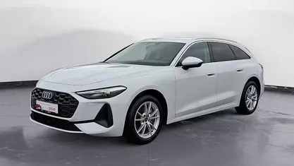 Gebraucht Audi A5 Ambiente 150 PS (110 kW) 2025 Weiß Kombi