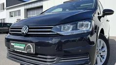 Deep black Gebraucht 2022 VW Touran Comfortline Van / Kleinbus | 28.860 € (Fairer Preis)