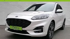 Arktisweiß Gebraucht 2021 Ford Kuga ST-Line SUV | 22.870 € (Fairer Preis)