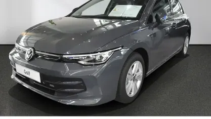 Second-hand VW Golf VIII Life 116 CP (85 kW) 2025 Berlinǎ