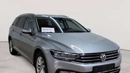 Gebraucht VW Passat Business 150 PS (110 kW) 2020 Kombi