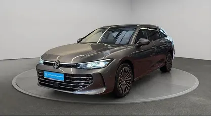 Gebraucht 2024 VW Passat Elegance Limousine | 35.890 € (Superpreis)