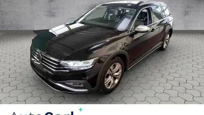 Deep black perleffekt Gebraucht 2021 VW Passat Alltrack Kombi | 24.980 € (Guter Preis)