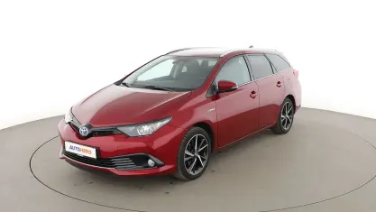 Gebraucht Toyota Auris Touring Sports Team 82 PS (60 kW) 2018 Rot Kombi
