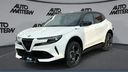 Nowe Alfa Romeo GT Junior Edizione Speciale 145 KM (106 kW) 2026 Biały SUV