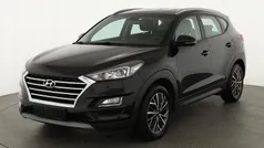 Phantom schwarz metallic Gebraucht 2019 Hyundai Tucson Trend SUV | 21.445 € (Fairer Preis)