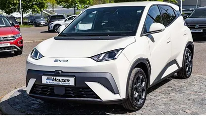 Nouă BYD Dolphin Surf Comfort 114 kW (156 CP) 2026 Alb Hatchback