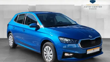 Gebraucht Skoda Fabia Essence 80 PS (58 kW) 2025 Blau Kleinwagen