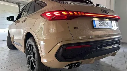 Gold Neu 2025 Audi Q5 Sportback S-Line SUV | 69.500 € (Fairer Preis)