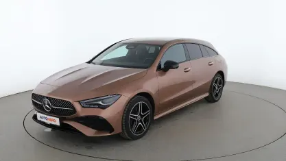 Gebraucht Mercedes CLA250e Shooting Brake AMG line 2023 Braun Kombi
