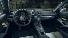 Porsche 718 Cayman GT4