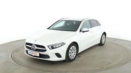 Używany Mercedes A180 Progressive 136 KM (100 kW) 2019 Biały Sedan/Limuzyna