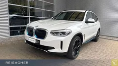 Mineralweiß metallic Gebraucht 2021 BMW iX3 Impressive SUV | 37.990 € (Fairer Preis)