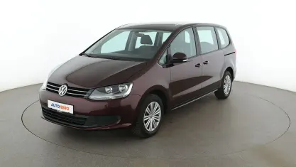 Gebraucht VW Sharan Trendline 150 PS (110 kW) 2018 Rot Van / Kleinbus