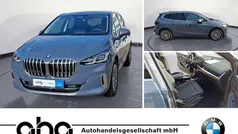 Sparkling kupfergrau metallic Gebraucht 2024 BMW 216 Luxury Line Van / Kleinbus | 28.430 € (Fairer Preis)