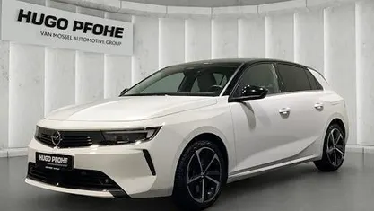 Weiß Gebraucht 2022 Opel Astra Business Elegance Limousine | 19.850 € (Guter Preis)