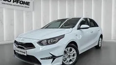 Carraraweiss uni Neu 2025 Kia Ceed Vision Limousine | 22.519 € (Fairer Preis)