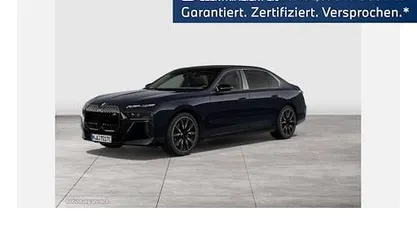 Gebraucht 2024 BMW M760e Comfort Edition Limousine | 118.880 € (Fairer Preis)
