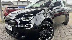 Gebraucht 2023 Fiat 500e La Prima Limousine | 23.999 € (Fairer Preis)