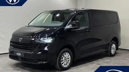 Gebraucht VW T7 Life 150 PS (110 kW) 2025 Midnight black metallic Van