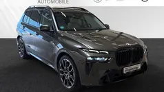Grau Gebraucht 2024 BMW X7 M Sport SUV | 102.990 € (Guter Preis)