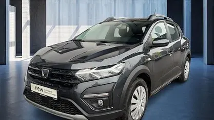 Usata Dacia Sandero Comfort 91 CV (66 kW) 2022 Grigio Berlina