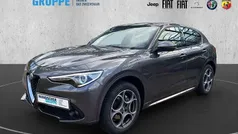 Grauschwarz Gebraucht 2022 Alfa Romeo Stelvio Ti SUV | 34.390 € (Guter Preis)