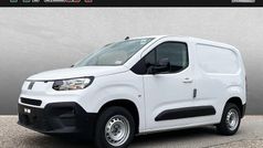 Weiß Gebraucht 2024 Fiat Doblò Van / Kleinbus | 22.780 € (Fairer Preis)