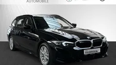Schwarz Gebraucht 2023 BMW 318 Shadowline Kombi | 32.300 € (Fairer Preis)