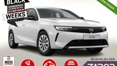 Weiß Gebraucht 2024 Opel Astra Edition Limousine | 22.487 € (Superpreis)