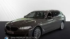 Grau Gebraucht 2022 BMW 520 Luxury Line Kombi | 29.998 € (Fairer Preis)