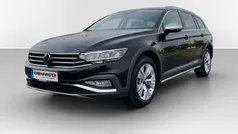 Schwarz Gebraucht 2023 VW Passat Alltrack Kombi | 36.990 € (Fairer Preis)