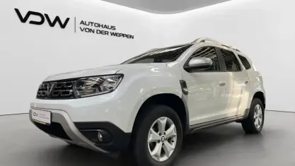 Gebraucht Dacia Duster 131 PS (96 kW) 2021 Weiß SUV