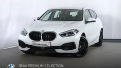 Weiss Gebraucht 2021 BMW 118 Advantage Kleinwagen | 18.820 € (Fairer Preis)