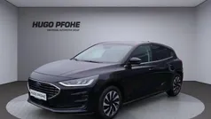 Schwarz Gebraucht 2022 Ford Focus Titanium Limousine | 19.825 € (Guter Preis)