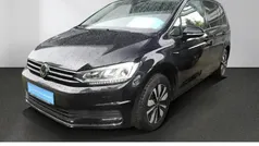 Schwarz Gebraucht 2023 VW Touran Move Van / Kleinbus | 34.380 € (Fairer Preis)