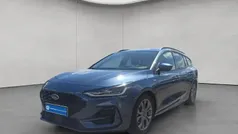 Blau Gebraucht 2024 Ford Focus ST-Line X Kombi | 27.790 € (Fairer Preis)