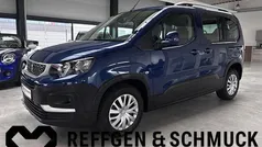 Blau (nachtblau) Gebraucht 2021 Peugeot Rifter Active Van / Kleinbus | 26.920 € (Fairer Preis)