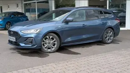 Gebraucht Ford Focus ST-Line X 155 PS (114 kW) 2024 Blau Kombi