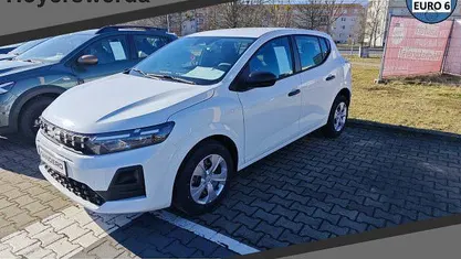 Neu Dacia Sandero Essentiel 67 PS (49 kW) 2026 Weiß Limousine