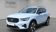 Cloud blue, solid / solid Gebraucht 2024 Volvo XC40 Plus SUV | 33.860 € (Superpreis)