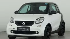 Bodypanels in moon white (matt Gebraucht 2018 Smart ForTwo Coupé Coupé | 12.850 € (Fairer Preis)