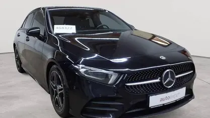 Kosmosschwarz metallic Gebraucht 2022 Mercedes A200 Advanced Kombi | 22.290 € (Fairer Preis)