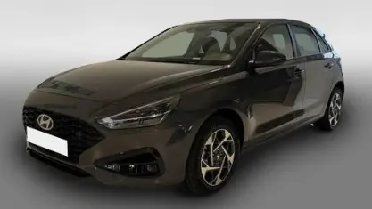 Neu Hyundai i30 GO! 97 PS (71 kW) 2025 Weiß Limousine
