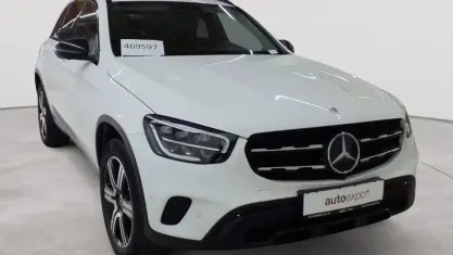 Gebraucht Mercedes GLC300 Exclusive 194 PS (142 kW) 2022 Polarweiß SUV