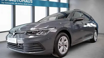 Gebraucht VW Golf VIII Life 110 PS (80 kW) 2024 Kombi