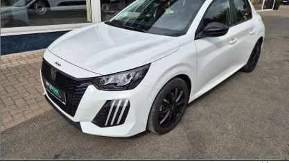 Gebraucht Peugeot 208 Active 101 PS (74 kW) 2024 Weiß Kleinwagen