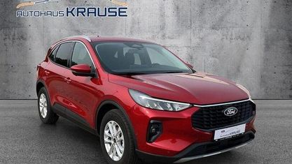 Używany Ford Kuga Titanium 186 KM (136 kW) 2024 Czerwony SUV